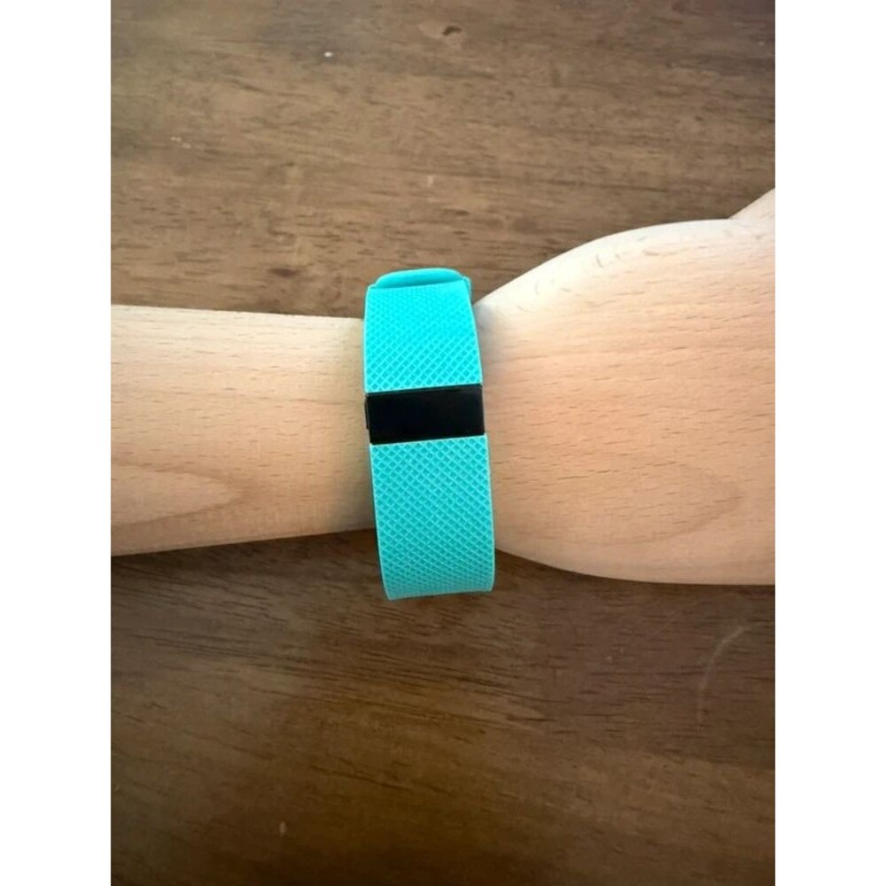 Fitbit Charge HR Wireless Activity Wristband, Large